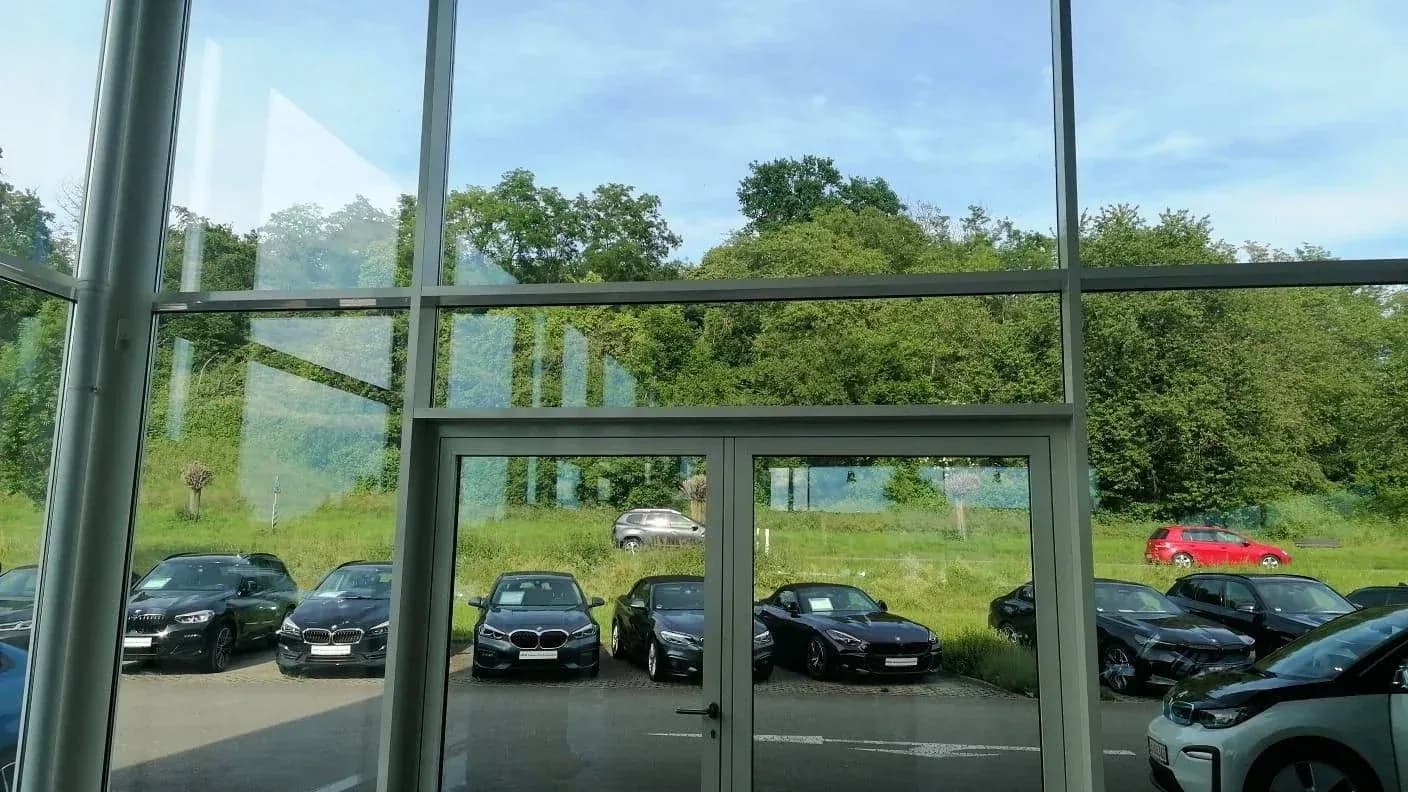Saubere Fenster nach der Reinigung durch Vertrauens Reinigung